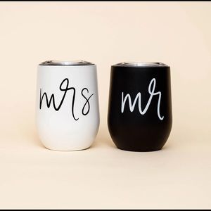 Mr & Mrs Wine Tumblers, Bridal Shower Gift Wedding